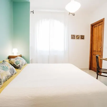 Oda ve Kahvaltı Sa Cruxitta 4*