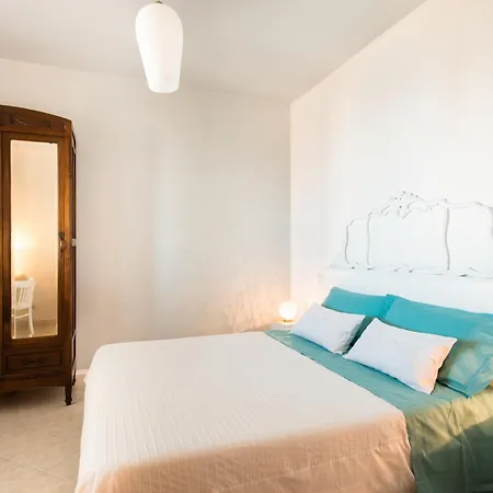 萨乐卢西塔住宿加早餐旅馆 斯库索港